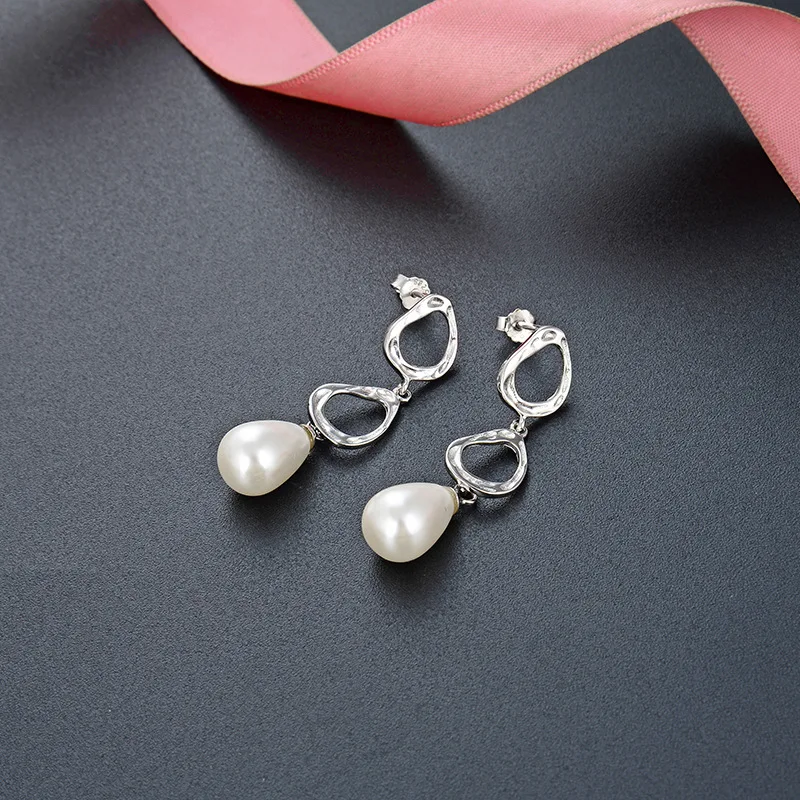 

Earrings 2021 Trend Drop-shaped Pearl Earrings S925 Silver Temperament Geometric Long Earrings