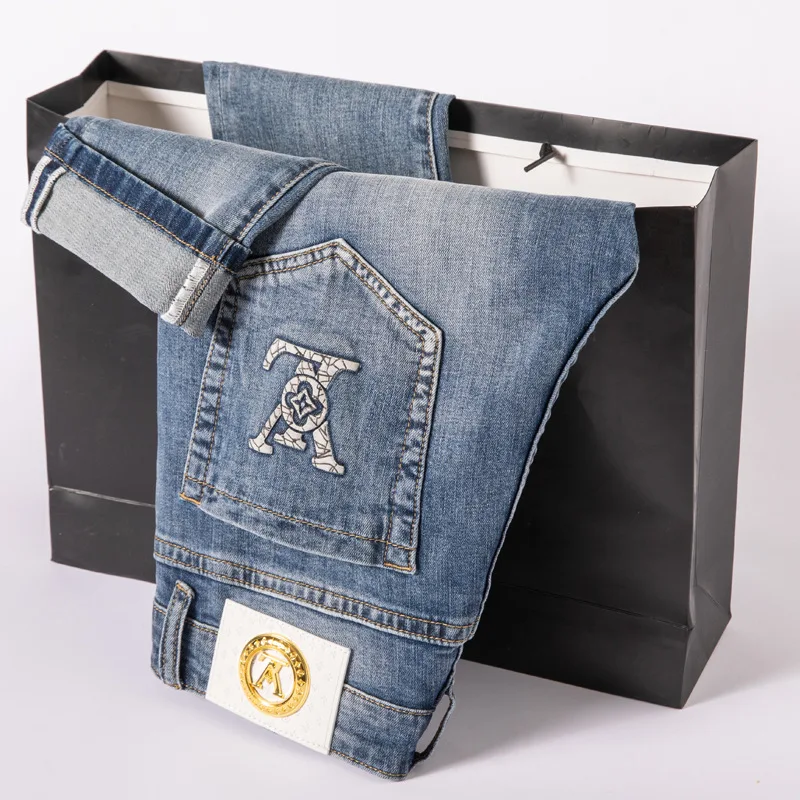 

Chao brand light blue jeans men's spring Slim small straight embroidery stretch casual pants