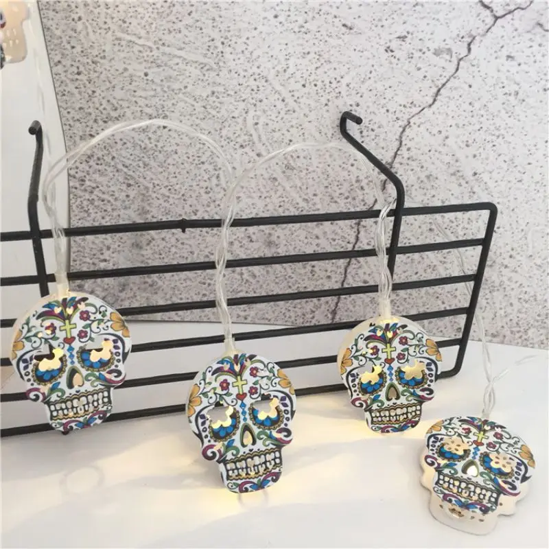 

Household LED Lights String Halloween Decoration Lights String Skull Shape 10 Lights