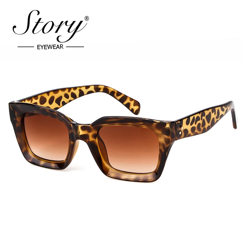 Женские квадратные солнцезащитные очки с заклепками и зеркальными линзами в