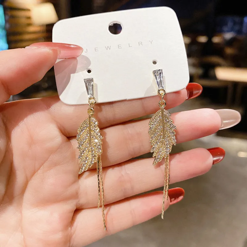 

Exquisite Full Diamond Leaf Tassel Earrings Jewelry Accessories for Women