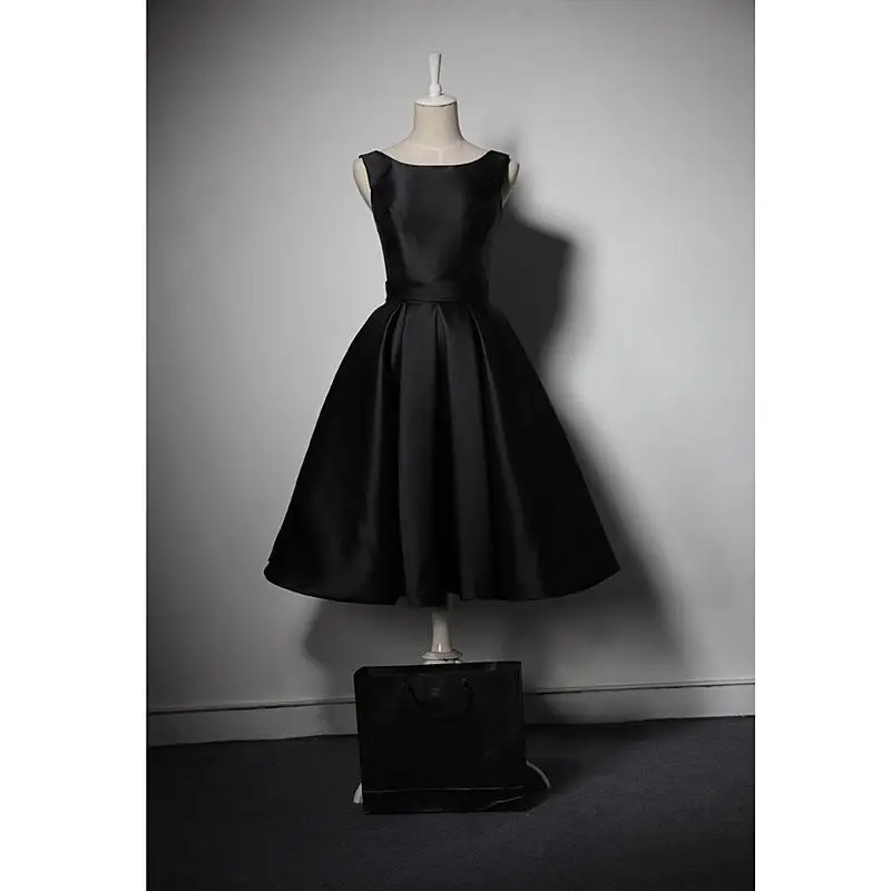 

2021 New Classic Black Short Evening Dress Noble Satin O Neck Fashion Slim Party Prom A-line Dress Plus Size Evening Gown