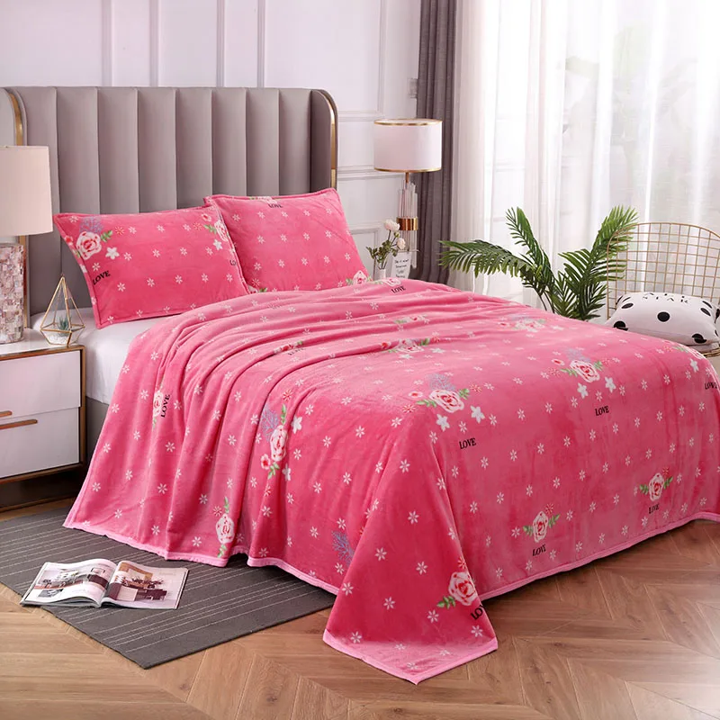 Розовое одеяло для сада и одного человека мягкое нежное толстое бархатное с