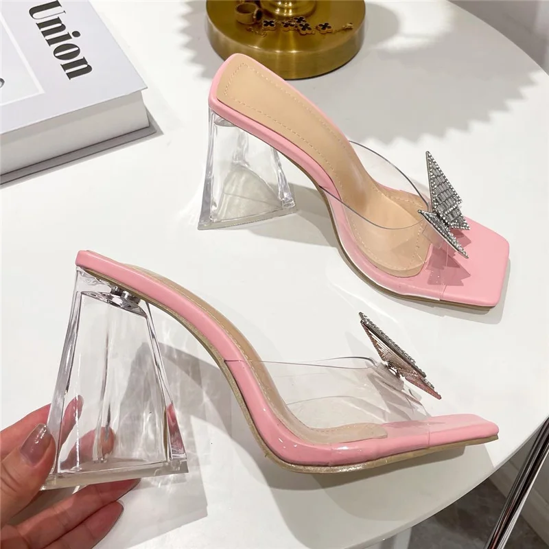 2022 Design di lusso da donna 10cm tacchi alti scivoli muli estate trasparente rosa cristallo blocco tacchi pantofole partito scarpe robuste