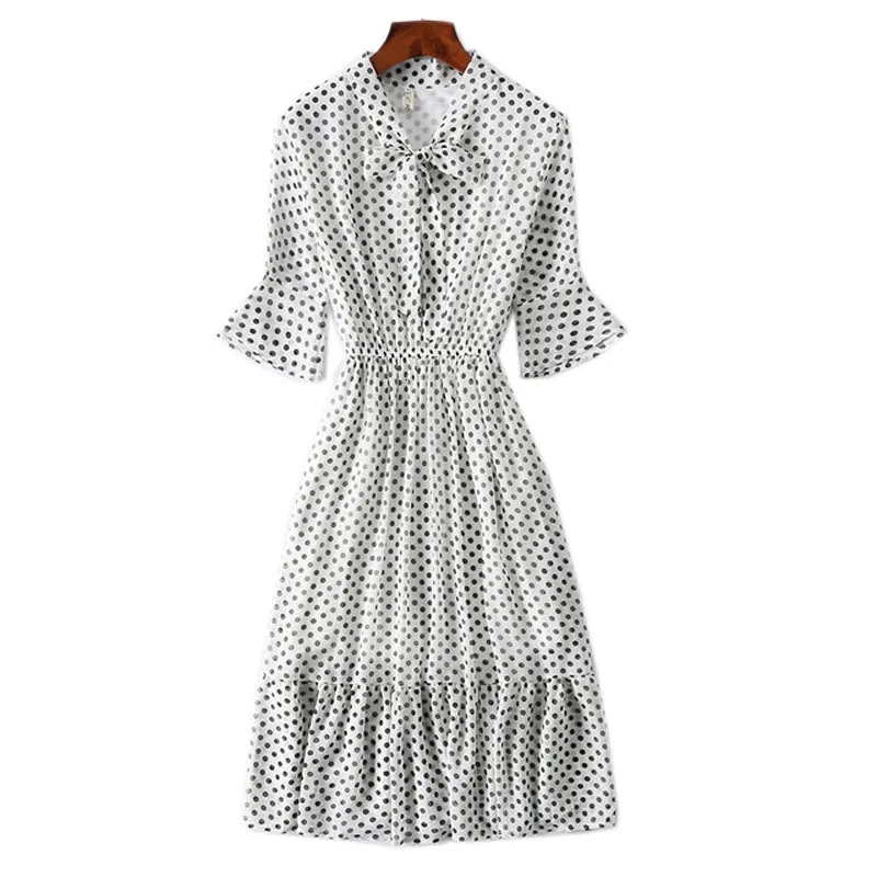 Новое корейское платье средней длины летнее женское с принтом и бантом на шее