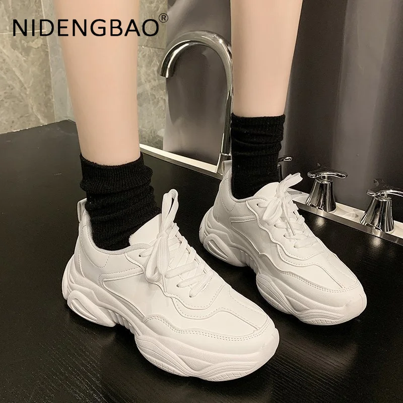 

Кроссовки женские из искусственной кожи, мягкие, белые, размер 35-40, осень 2021