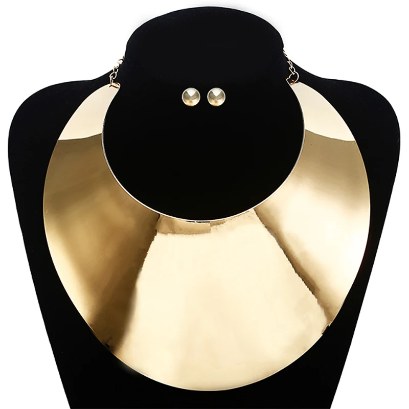

Hyperbole Vintage Accessories Golden Color Alloy Big Bib Statement Choker Collar Stud Earrings Necklace Jewelry Sets for Women