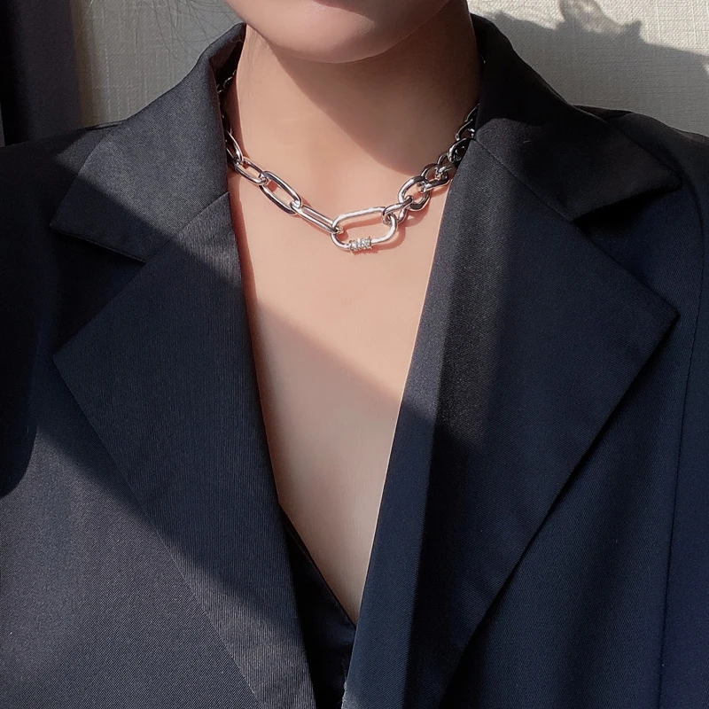 

F.J4Z Trend Punk Thick Metal Chain Necklace for Women Collane Donna Party Jewelry Choker Necklace Gift 2021