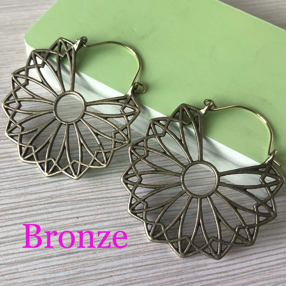Bronze Индийские племенные латунные серьги, висячие серьги-капельки, украшенные цветами вихревые «цыганские» серьги для женщин, богемные Винтажные серьги EAR00C07B - Окраска металла: Bronze