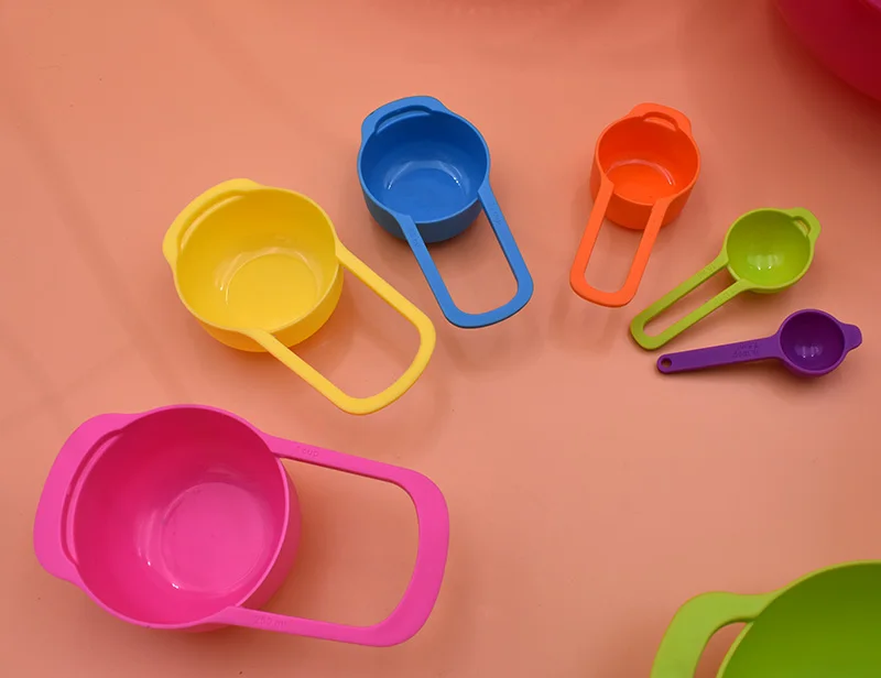 Набор из 10 разноцветных кухонных чаш для смешивания, дуршлаг, сетчатый фильтр с ручками, мерные чашки и ложки, для выпекания, для приготовления пищи