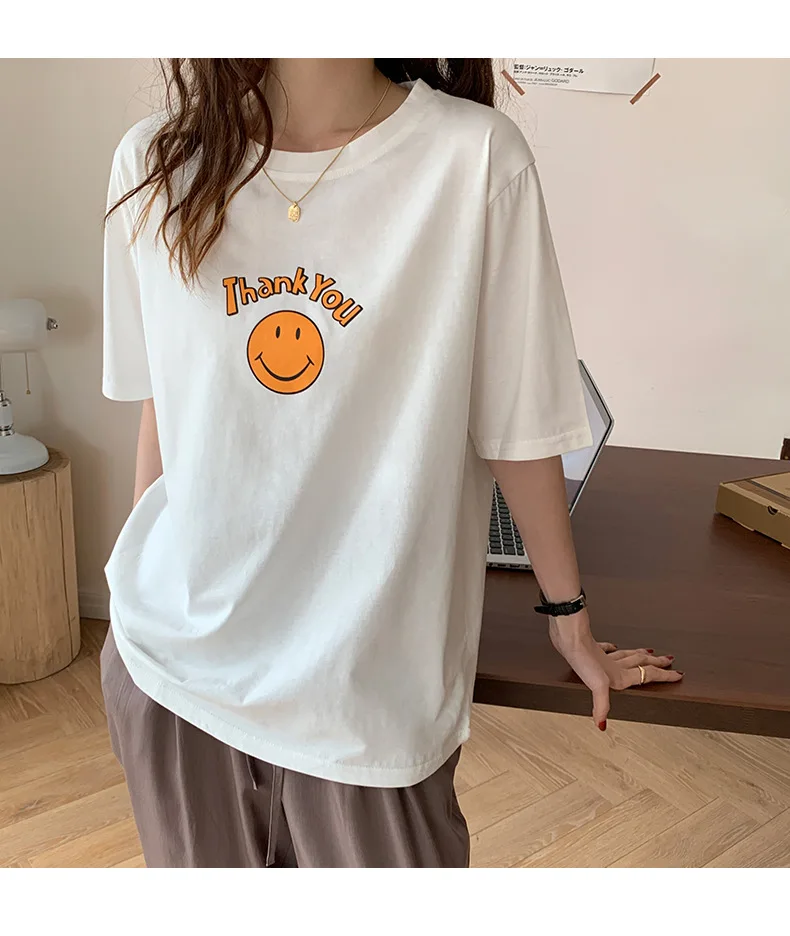 

Spring and summer 2021 new white short-sleeved T-shirt for women online red beauty with cotton undergarment on the clothes