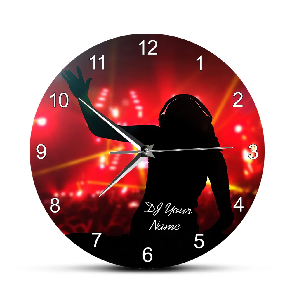 Персонализированные настенные акриловые часы DJ с принтом имени дискового