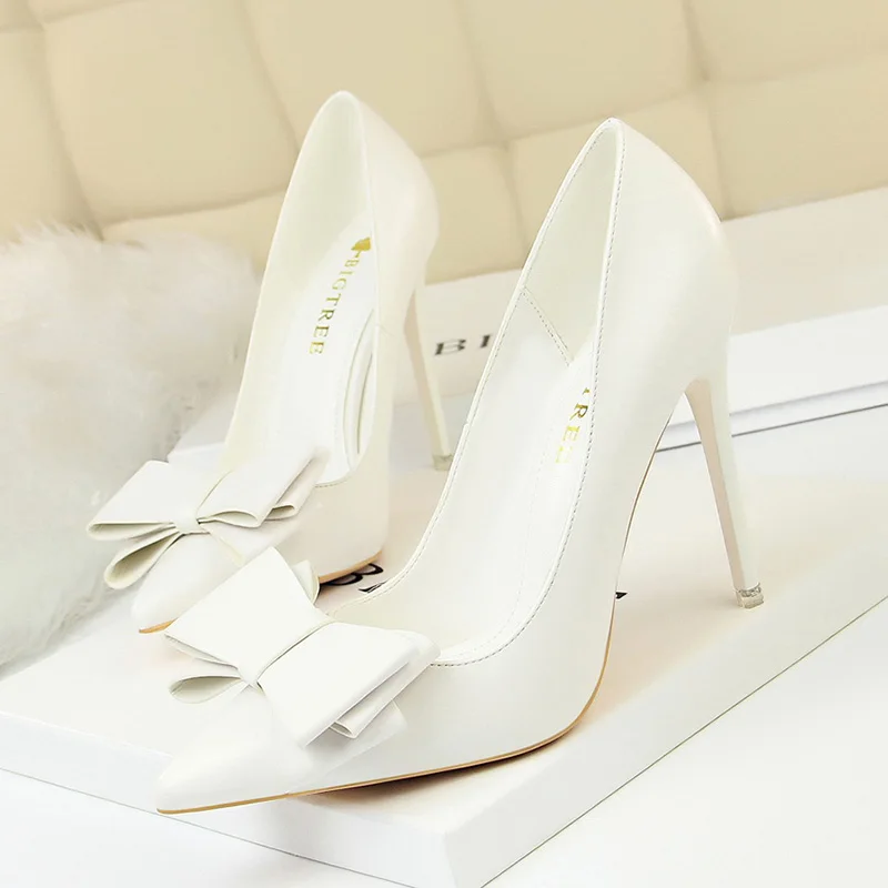 

2022 Classic Red High Heels Ladies Sexy Bowknot Black Stilettos Comfortable Pointed Elegant Casual Women Pumps Office Commute