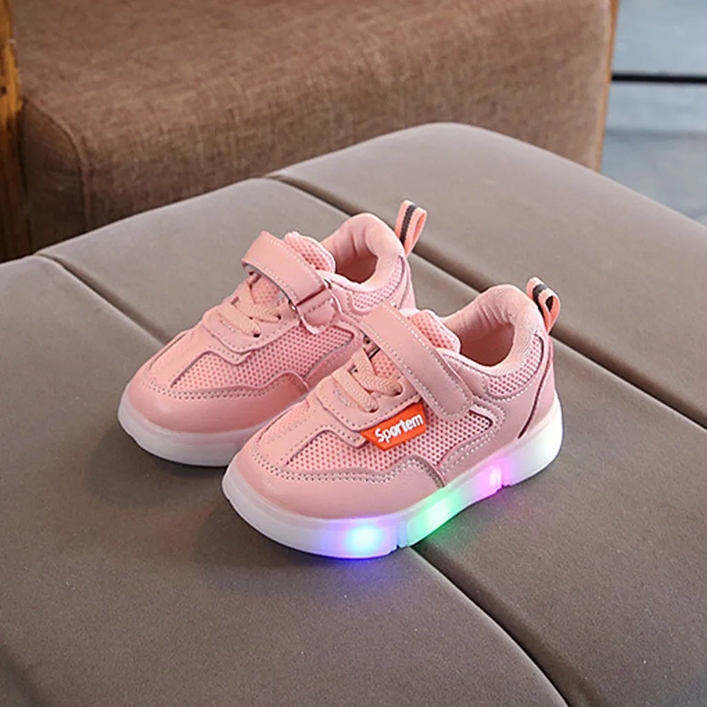 New Children Luminous Shoes Boys Girls Sport Running Shoes Baby Flashing Lights Fashion Sneakers Toddler Little Kid LED Sneakers