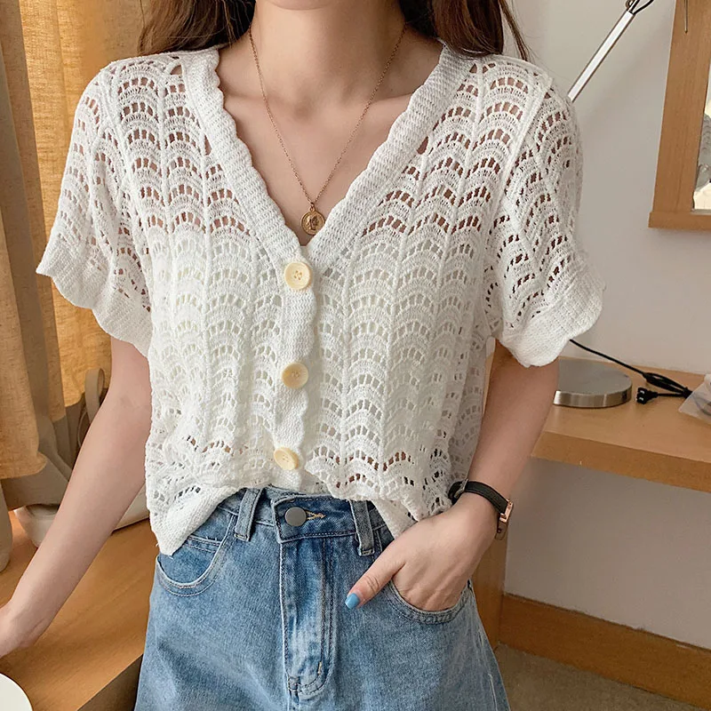 

Vintage Hook flower Blouse Women Summer Short Sleeve Hollow Out Knitted Blouses Crochet Tops White Apricot Shirts