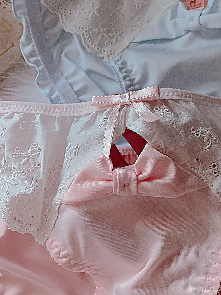 Трусы женские в японском стиле мягкие милые пикантные кружевные с заниженной