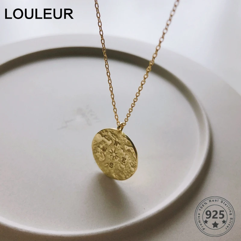 

Louleur 925 Sterling Silver World Map Compass Necklace Female Gold Round Emboss Pendant Necklace Women Creative Silver Jewelry