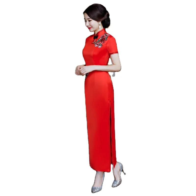 

Lady Exquisite Floral Embroidery Novelty Qipao Red Sexy Slim Hollow Out Elegant Cheongsam Temperament Long Chinese Dress