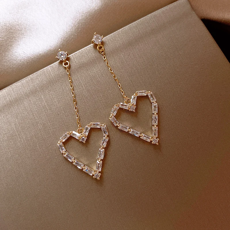 

Lucky 8 Digital Earrings 2020 Trend Lovely Earrings Cool Style Stud Earrings For Women Fashion Personality Trendy Accessories