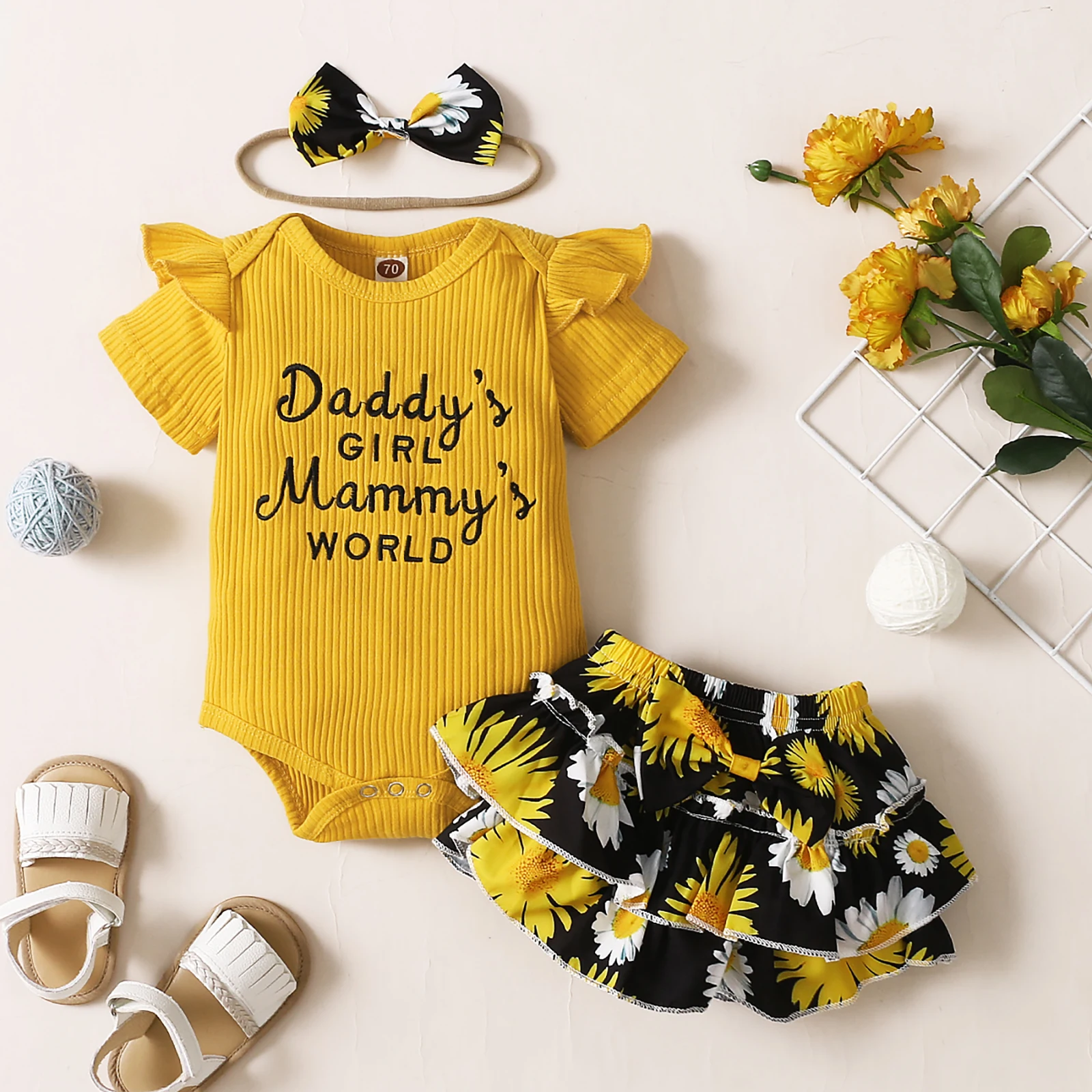 

0-18 Months 3pcs Baby Girls Outfit, Summer Fly Sleeve Round Collar Letter Romper + Floral Printing Pantskirt + Bow Headwear Set