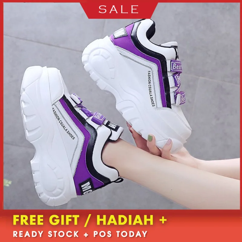 Женские кроссовки на массивном каблуке коллекция 2019 года модные платформе