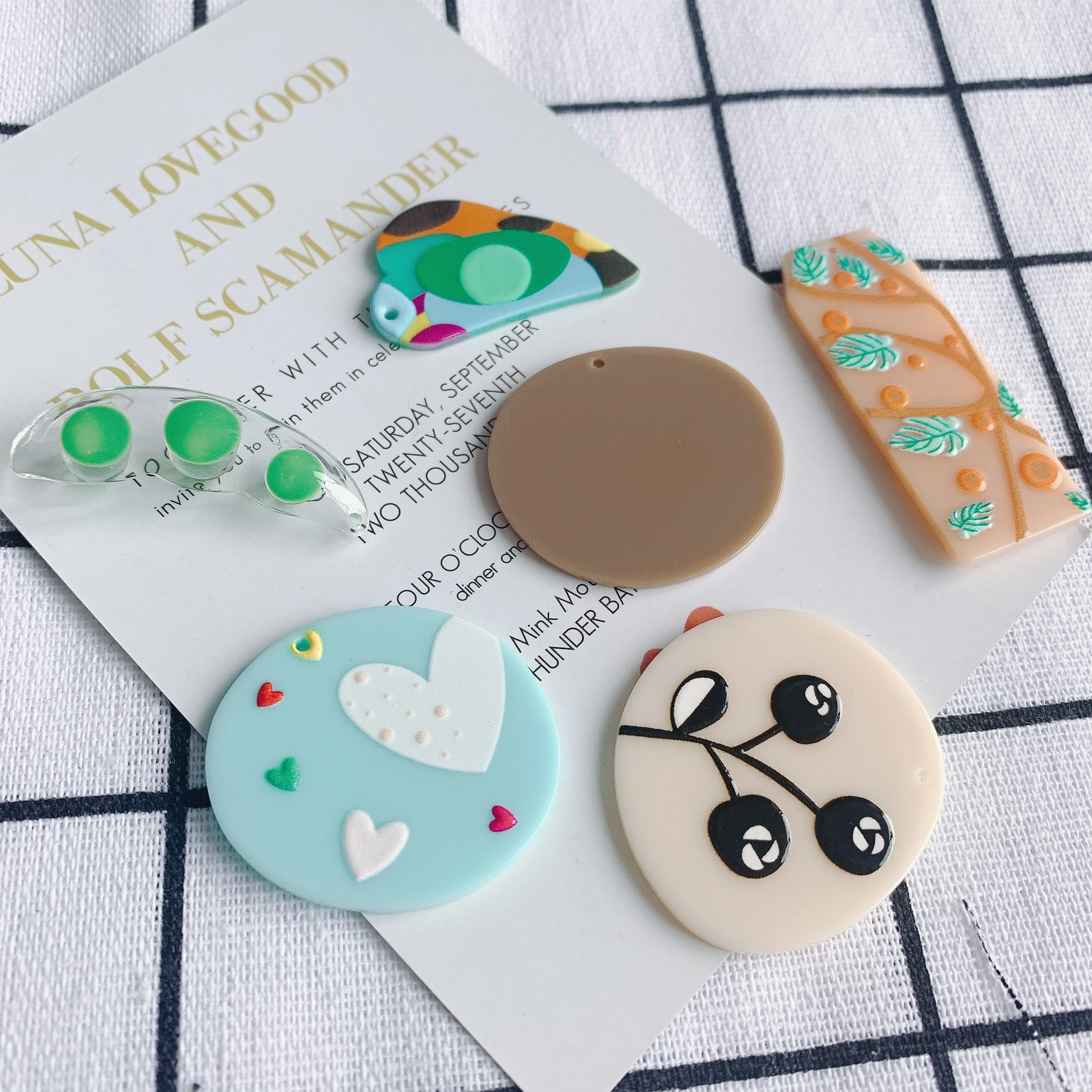 

Аксессуары к ювелирным украшениям DIY, с принтом в виде листков растения, тисненый кулон с трехмерной аппликацией в виде подвеска "горох" ювел...