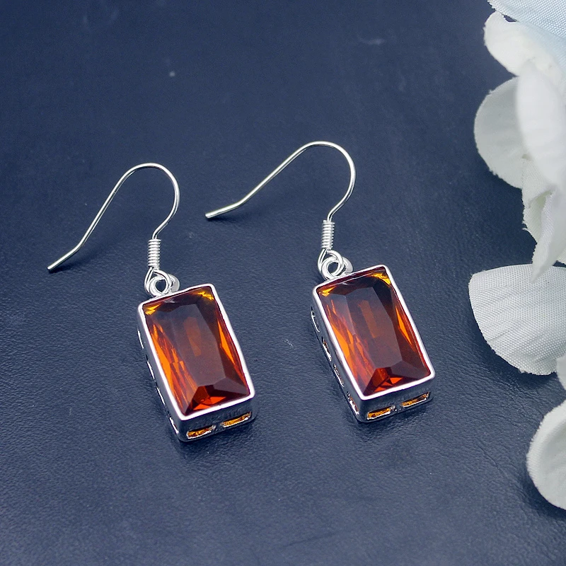 Hermosa уникальные блестящие нежные серьги HoneyTopaz серебряного цвета для женщин