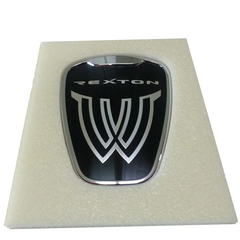 

OEM 7992408D00 Rexton Logo Tuning Quarter Emblem For Ssangyong Rexton W 06 07 08 09 10 11 12 13 14