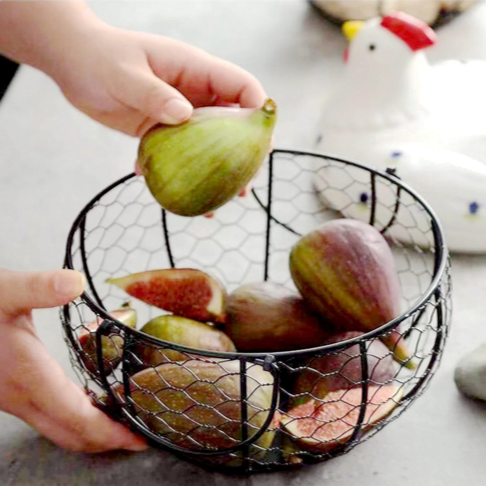 

Basket Egg Storage Organizer Bins Container Ornaments Hollowed Container Hen Cartoon Preservation Iron Art