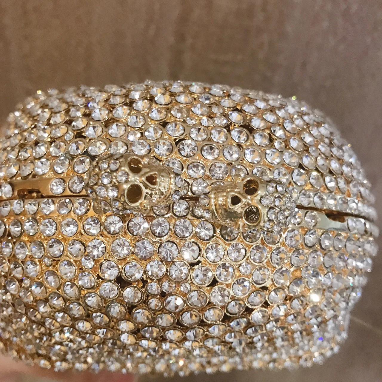 2021 New Diamond-Studded Skull Dinner Bag Storage Bag Halloween Metal Three-Dimensional Bag Ladies Clutch