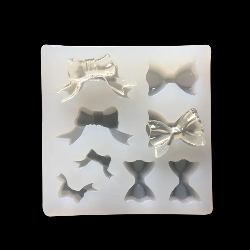 

Mirror Crystal Epoxy DIY Ornament Mold Translucent Silicone Mold 16059