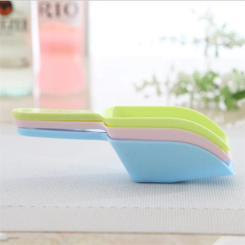 

33 Ice Cube Tray Food Grade PP Ice Cube Maker Mold With Lid For Ice Cream Chocolate Party Whiskey Cocktail Drink