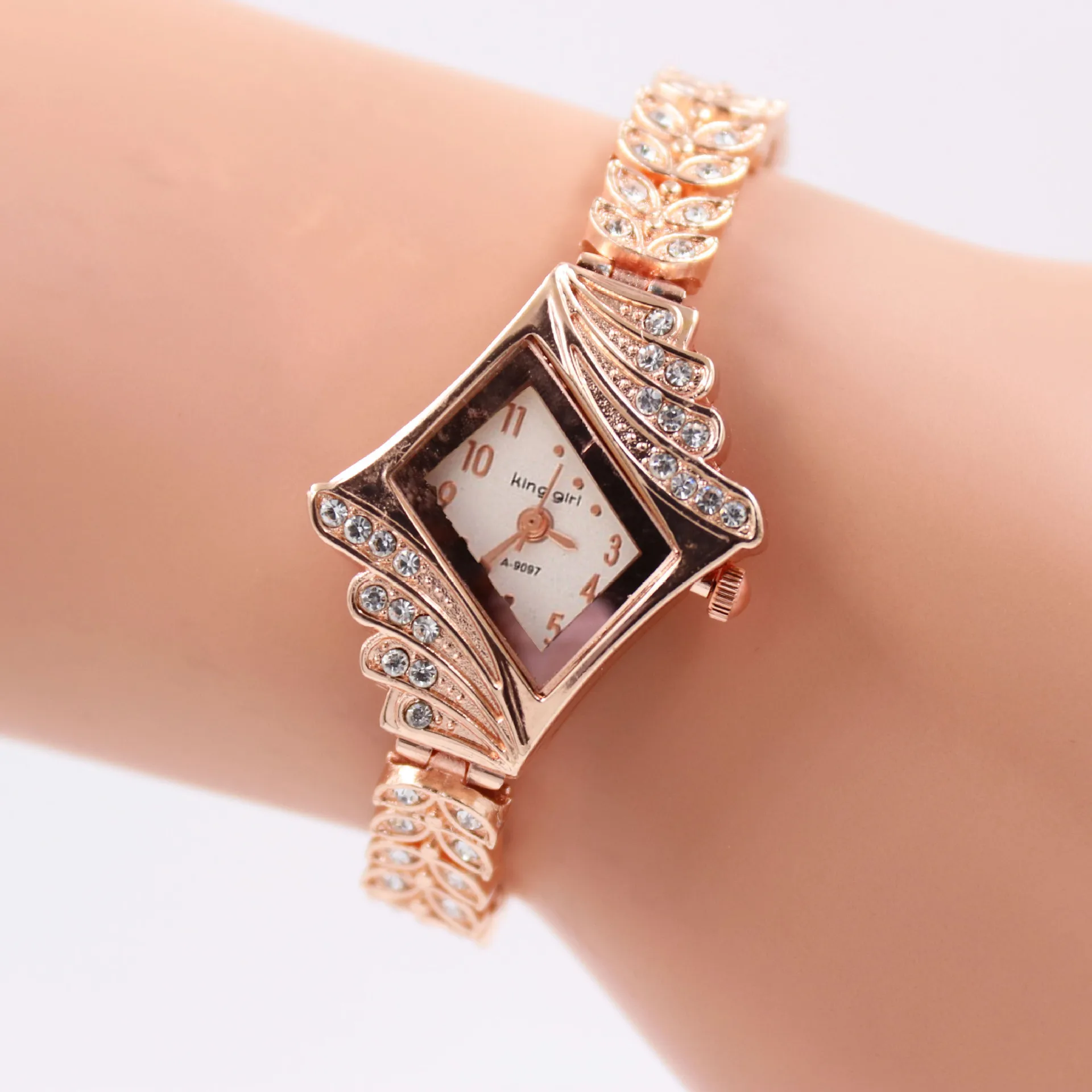 

watch women watch men wristwatch watches lady alloy quartz