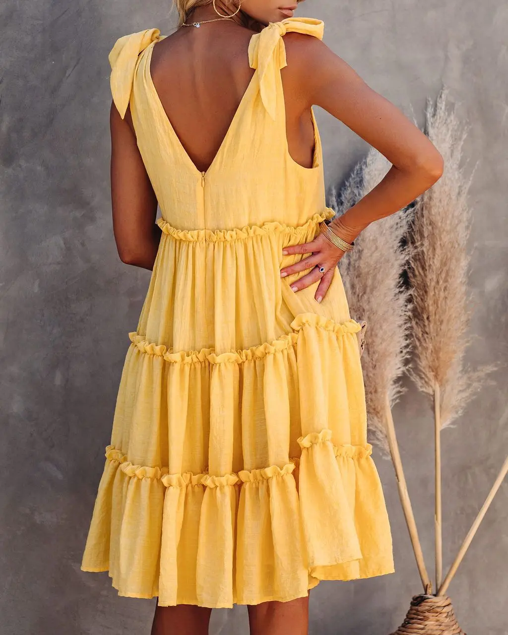 

2021 Women's Strapless Dress V-neck Button Up Cotton Dress Bohemian Solid Color Pleated Summer Dress Lacing Up Ruffles Robes