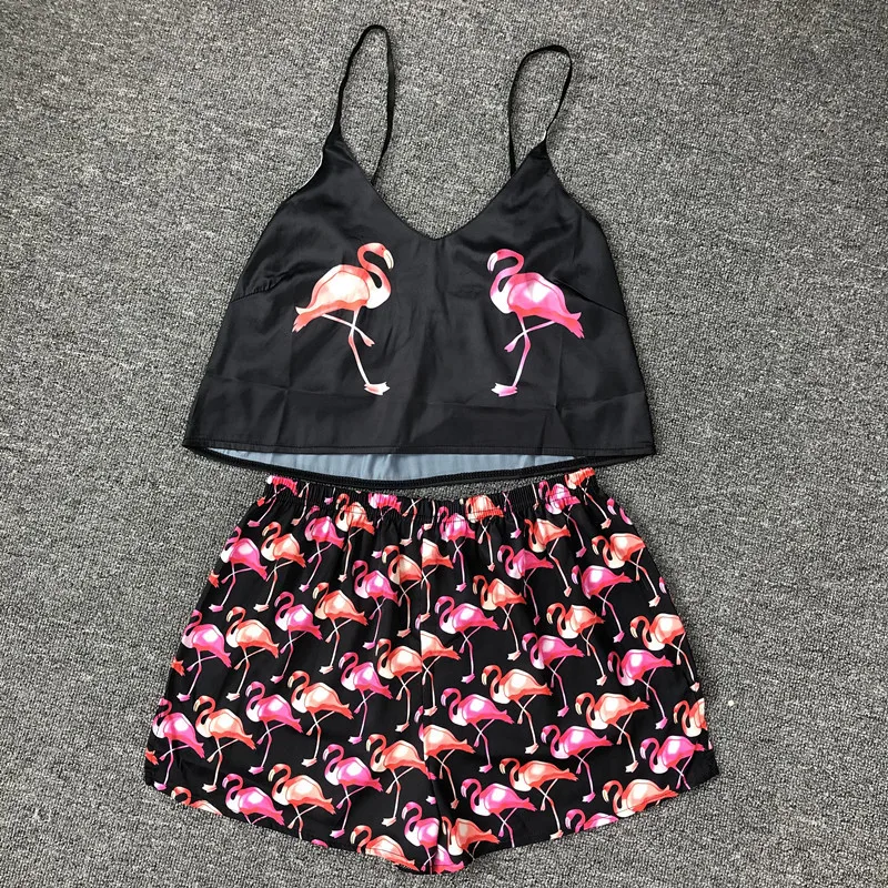 

2 Pcs Silk Sleepwear Set Sexy Womens Pajamas Cartoon Letter Printing Sleeveless V-Neck Sling Top Shorts Casual Fashion Homewear