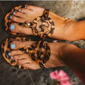 Женская летняя пляжная обувь на плоской подошве Женские шлепанцы-Вьетнамки