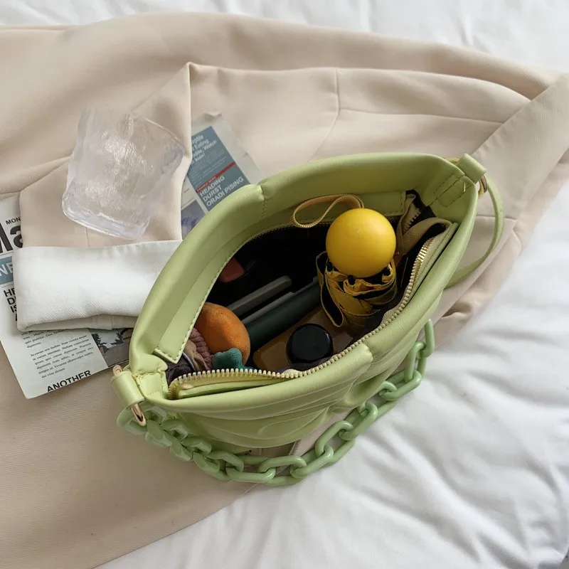 Сумка женская из искусственной кожи летняя вместительная