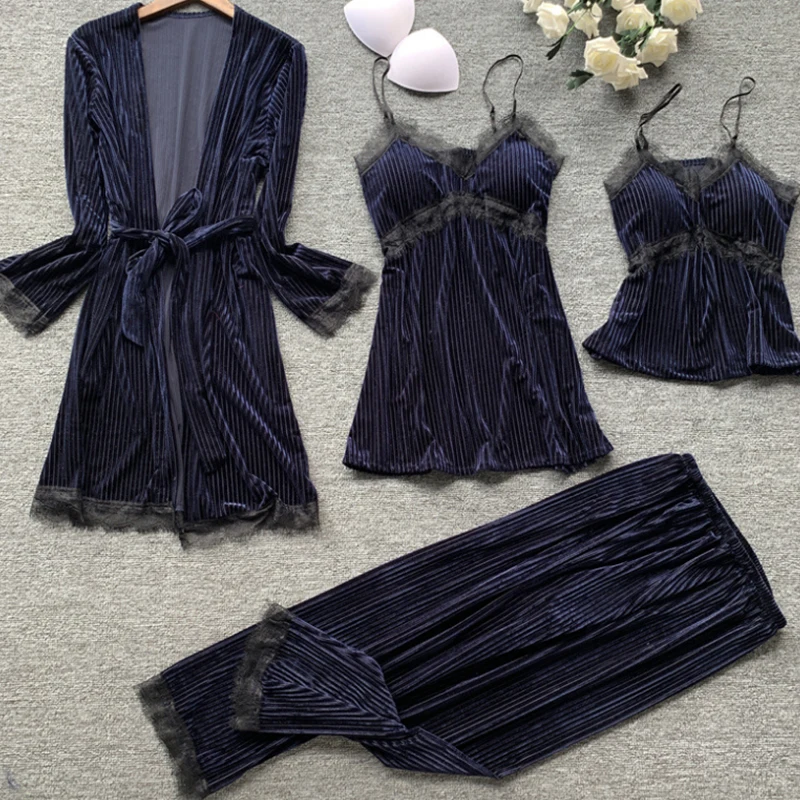 Пижама женская шелковая с аппликацией комплект из 4 предметов пикантная