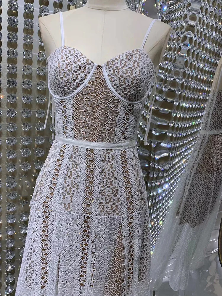 

Solid color sexy leaky shoulder tube top waist waist hollow lace sling dress ladies summer new style A-line big pendulum fashion