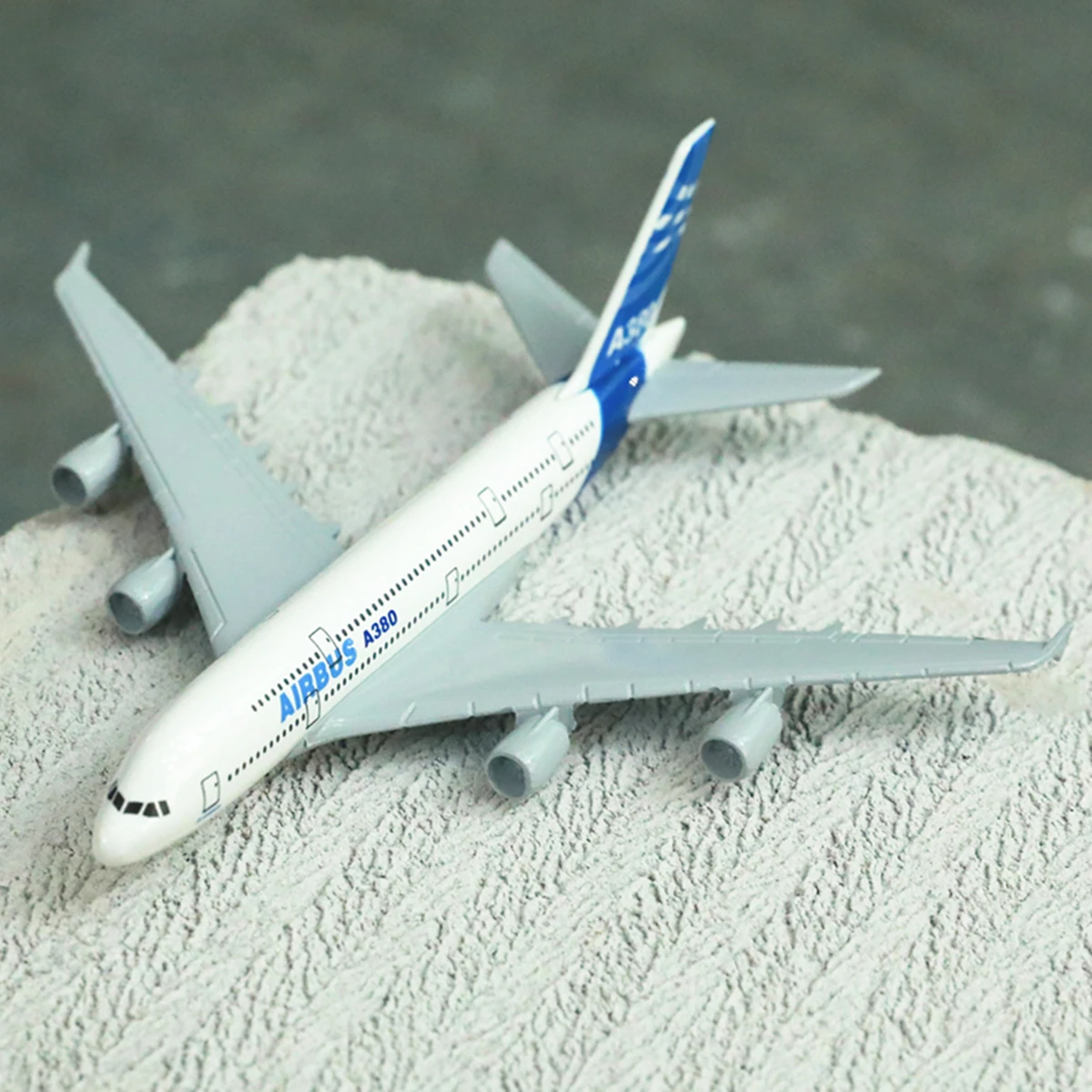 

Всемирная серия авиалиний B737 B747 B777 B787 A320 A330 A350 A380 модель самолета 6 "сплав литья под давлением коллекционные игрушки