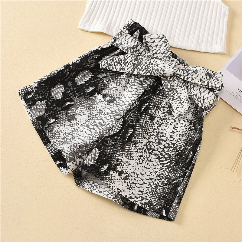 

2Pcs Summer 2-7Y Baby Kid Girl Clothes Set Sleeveless Vest White Solid Color Cropped Top Snake Skin Print Shorts Children