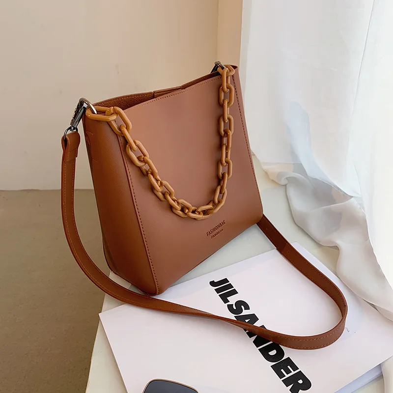 

European and American Retro Ladies One-shoulder Big Bag 2021 New Trendy Fashion Net Red Bucket Bag Wild Messenger Chain Handbag