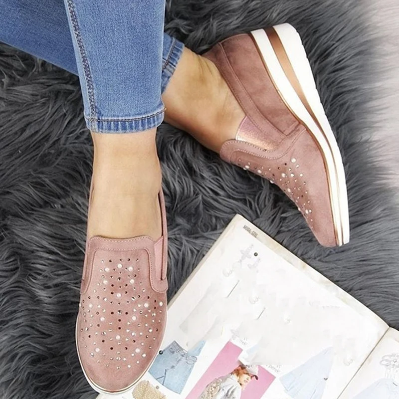 

Hot Wedges Shoes For Women Cow Suede New Bling Autumn Shoes Woman Fashion Slip-On Round Toe Casual Flat Shoes Comfortable Flats