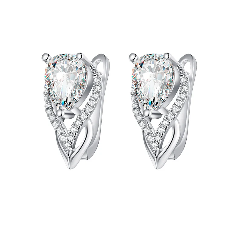 Silver Женские серьги-гвоздики MAIKALE, роскошные серьги золотистого/серебристого цвета с фианитом в форме сердца, ювелирные изделия в корейском стиле для подарка - Окраска металла: Silver