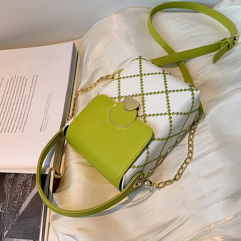 

Luxury Gold Chain Crossbody Bag 2021 Designer Shoulder Bag Versatile Chain Small Square Bag Messenger Mobile Bag