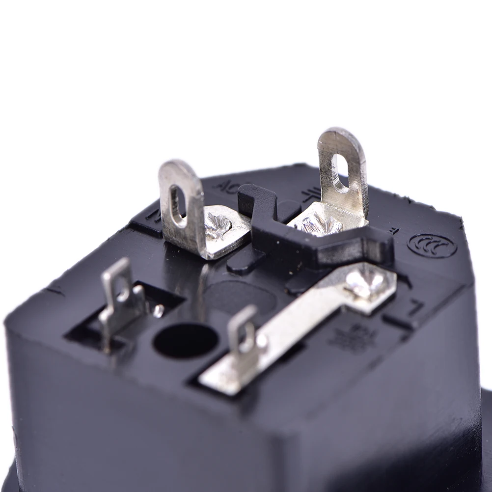 AC AC-03 Power Socket With Safety Fuse Holder Connectors 10A 250V | Обустройство дома