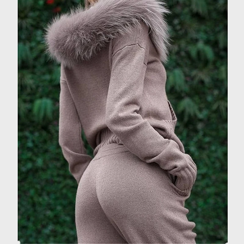 

2021 Autumn and winter fashion artificial fur collar hooded 2 piece set women new knitting office lady two piece set female B626