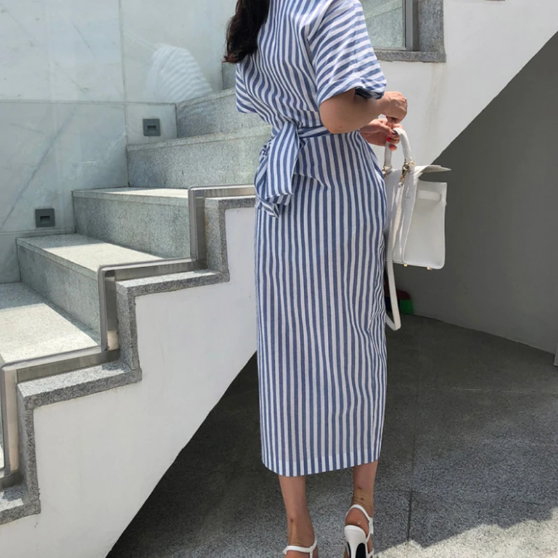 Летнее повседневное свободное Полосатое платье в Корейском стиле с поясом