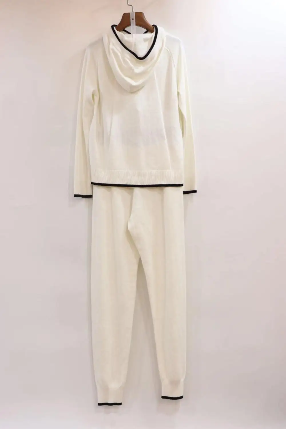 30% Wool + 45% Cashmere Knit warm Suits hooded cashmere woolen Sweater + Mink Cashmere Trousers Leisure Two-pieces sets F408