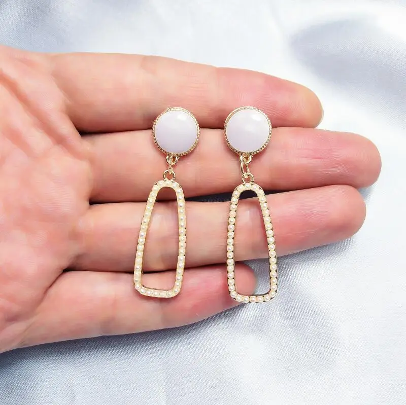 

Fashion Cute Pendant Geometric Pearl Earrings Trendy Female Hanging Statement Round Jewelry Korean Women Dangle Drop Earrings